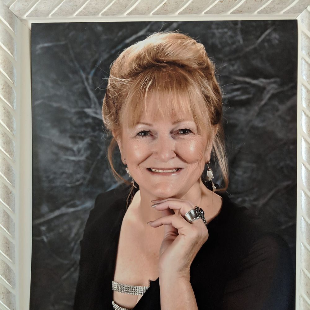 Meet your Posher, Jana
